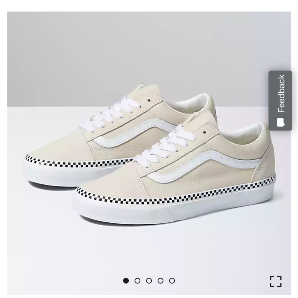 Old skool checkerboard foxing turtl vans